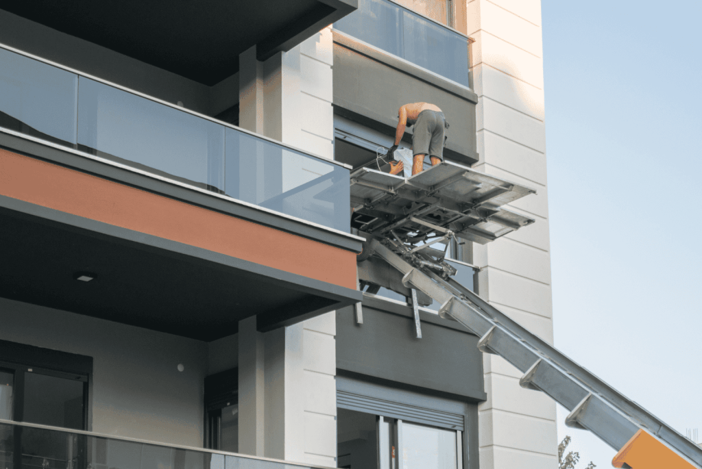 הבית הנודד - שירותי מנוף